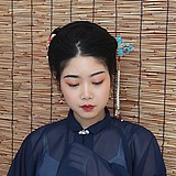 篱雩的头像