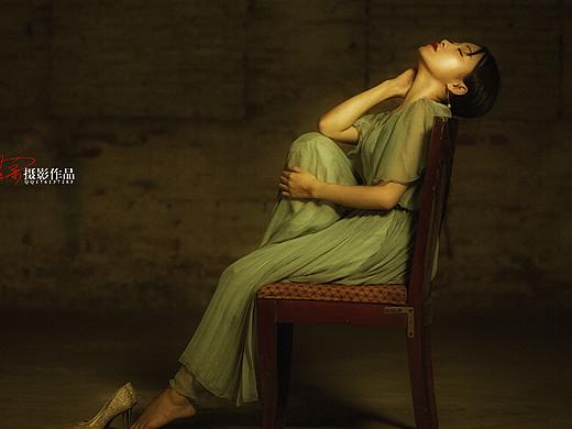 一组仿油画美女人像，情绪非常带感
