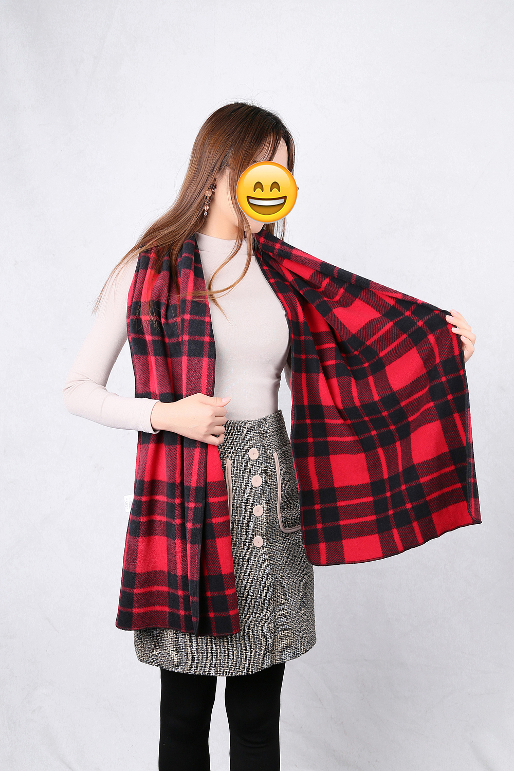 摇粒绒围巾自有品拍摄（图ZMTQ3MzIxNTY0） - 产品摄影 - 站酷设计师WilliamamiFR原创素材 - 站酷ZCOOL