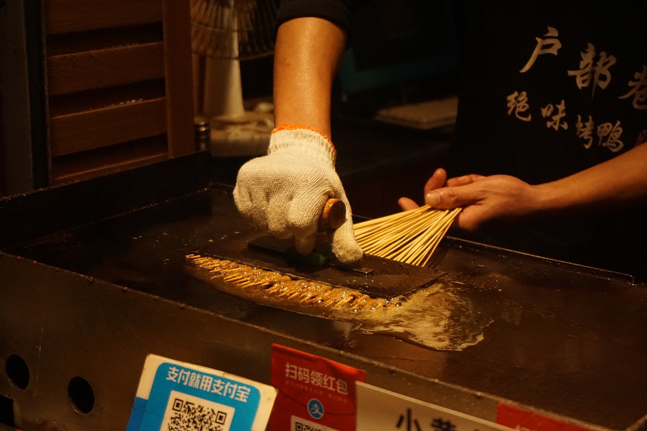 武汉户部巷夜拍（图ZMTUzNDk4NDM2） - 人文/纪实摄影 - 站酷设计师咕咕东摄影原创素材 - 站酷ZCOOL