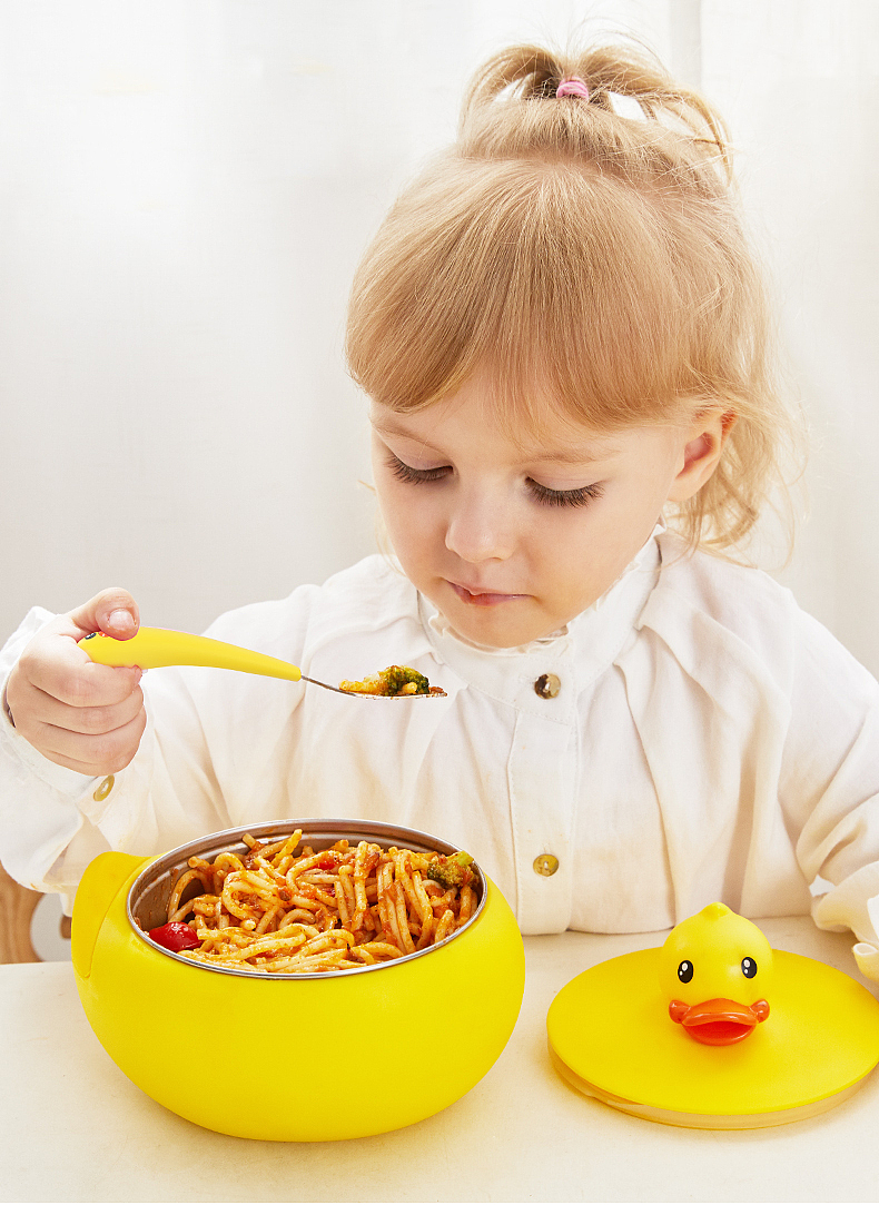 B.DUCK（小黄鸭）保温碗设计方案（图ZMTMzNTQ0MTYw） - 生活用品 - 站酷设计师行言设计原创素材 - 站酷ZCOOL