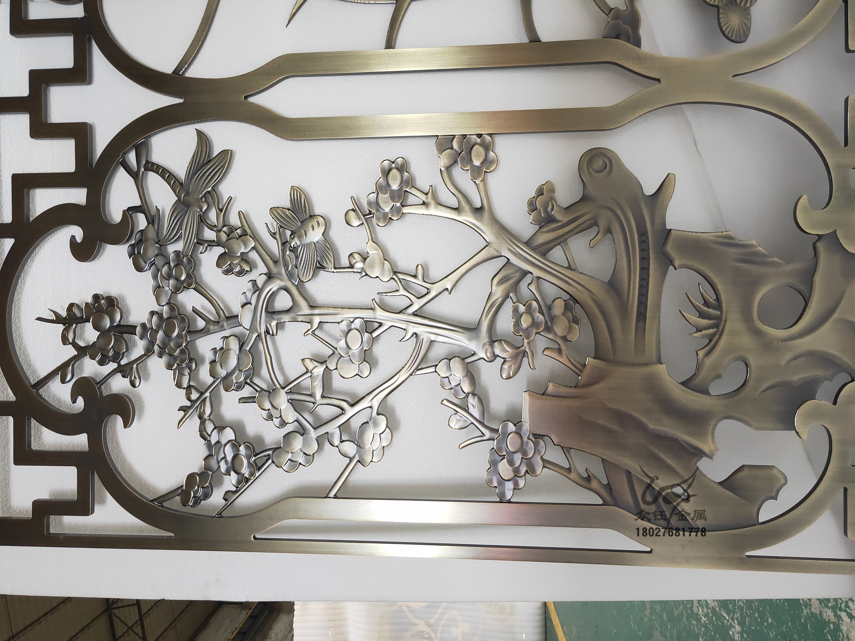 双面立体浮雕铝板镂空花格生产厂家