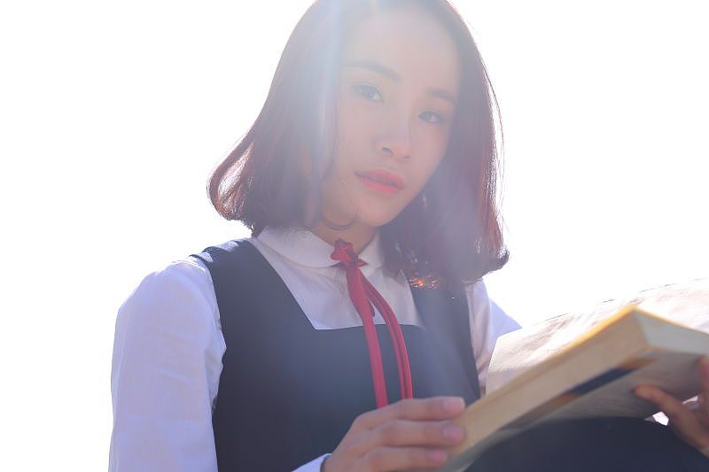 天台（图ZNjU2NDE0NDQ=） - 人像摄影 - 站酷设计师何时光原创素材 - 站酷ZCOOL