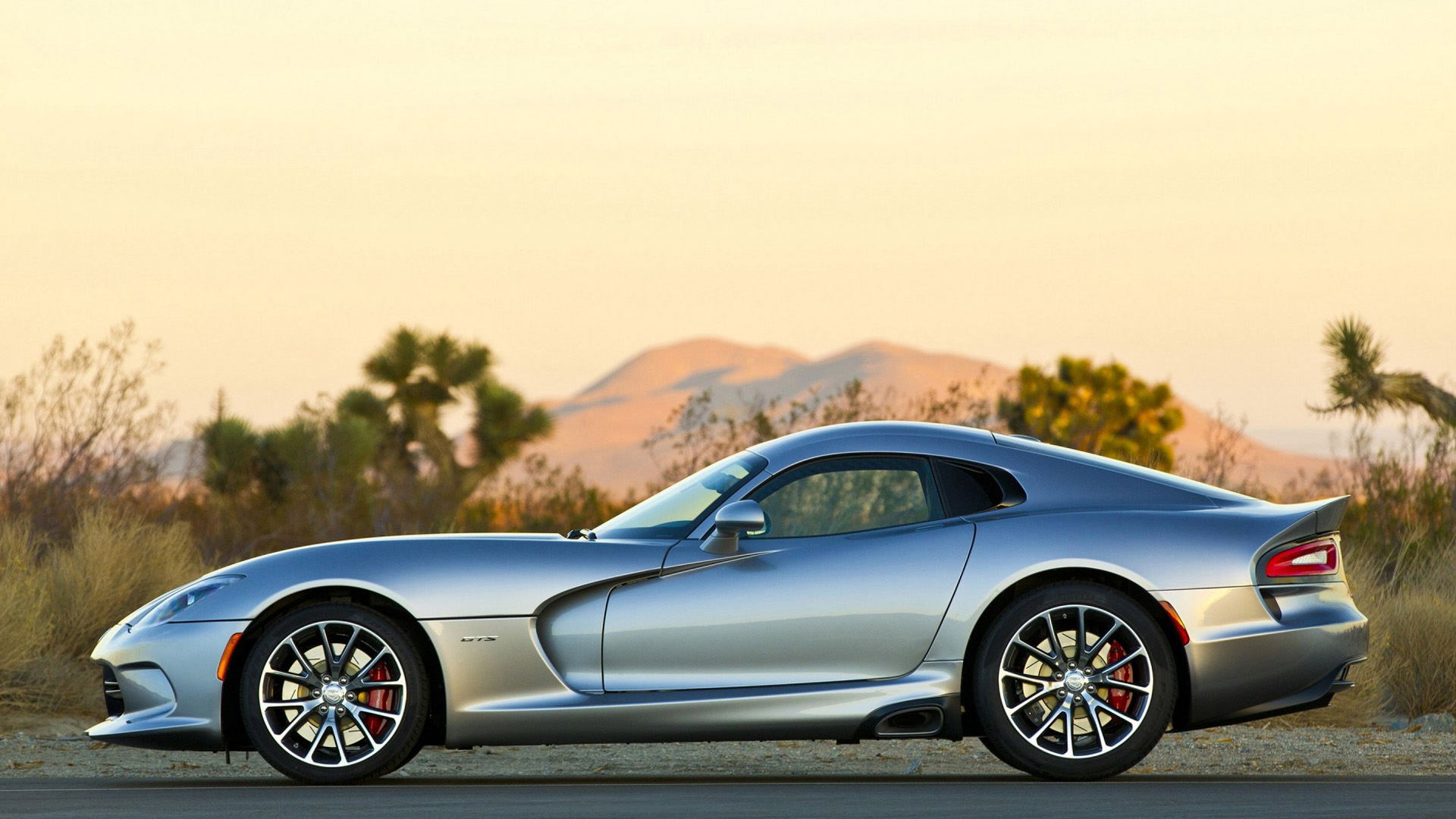 南東的個(gè)人主頁(yè)（封面預(yù)覽） - 主頁(yè)封面設(shè)置 - 站酷設(shè)計(jì)師南東原創(chuàng)素材 - 站酷ZCOOL