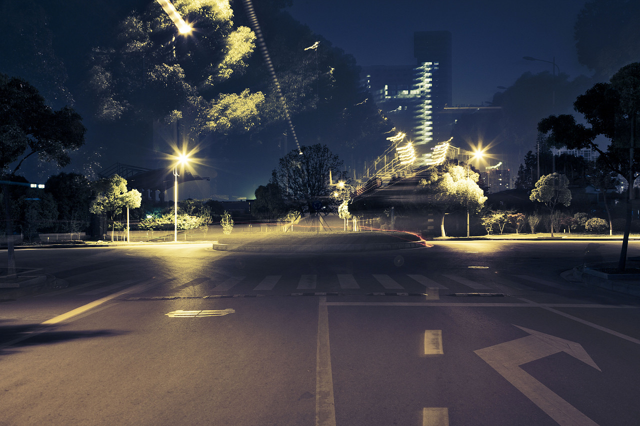 航拍十字路口城市夜景美好未来图片下载 - 觅知网