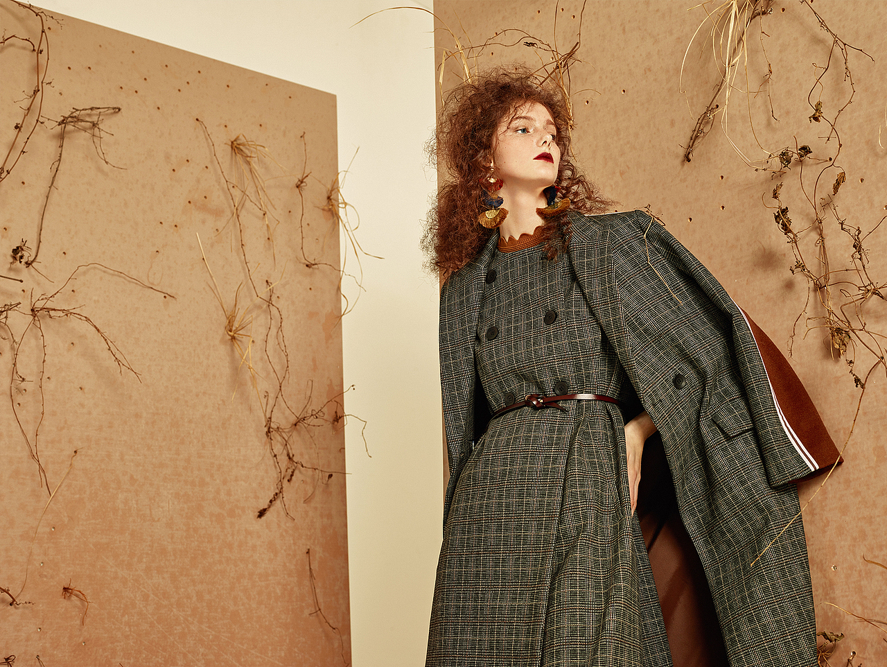 CIRCLE秋季形象画册（图ZMTIwMTMxMjU2） - 修图/后期 - 站酷设计师老帅老帅的笨笨原创素材 - 站酷ZCOOL