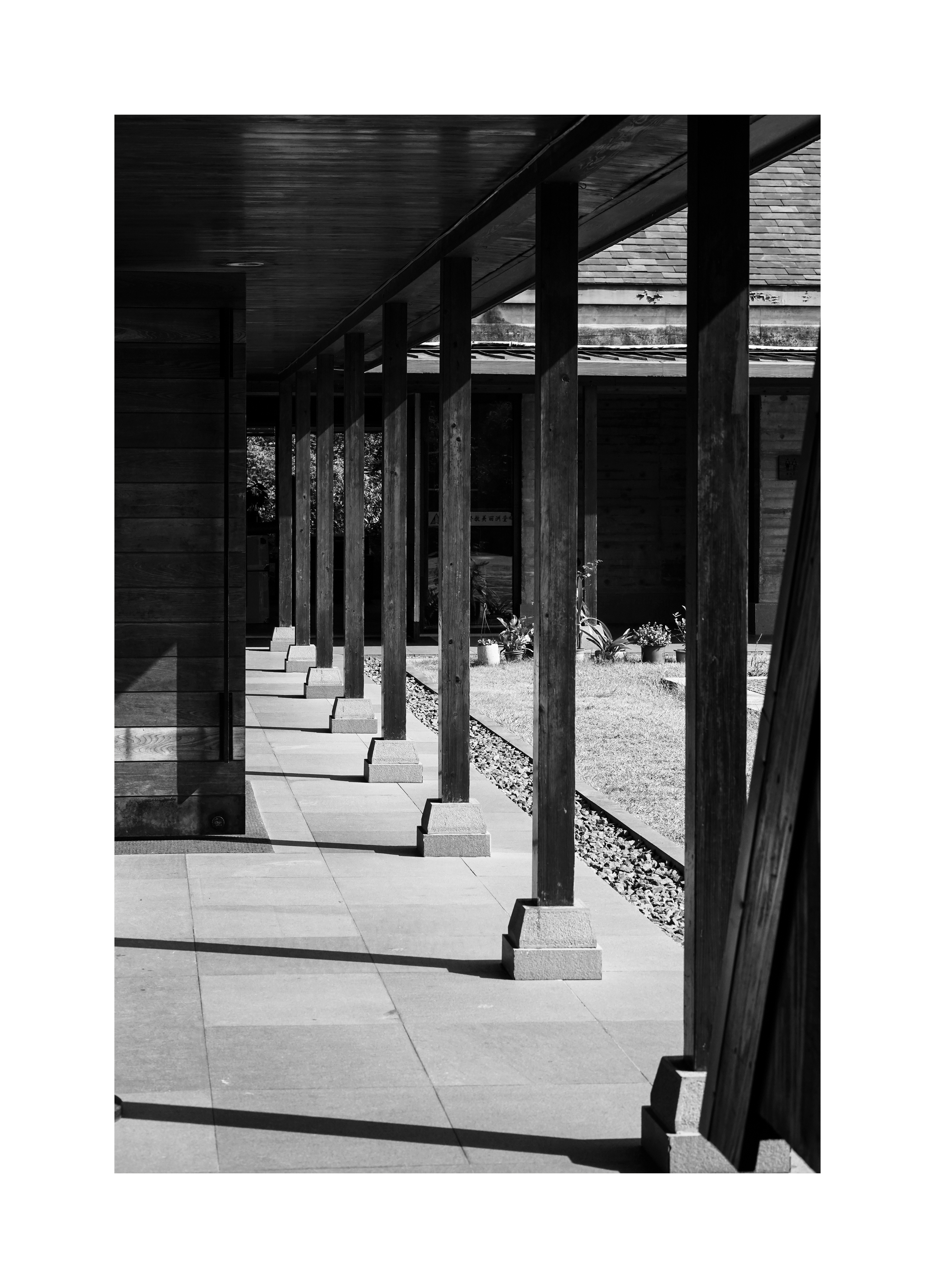 走廊|摄影|黑白|zip看世界 - 原创作品 - 站酷 (zcool)