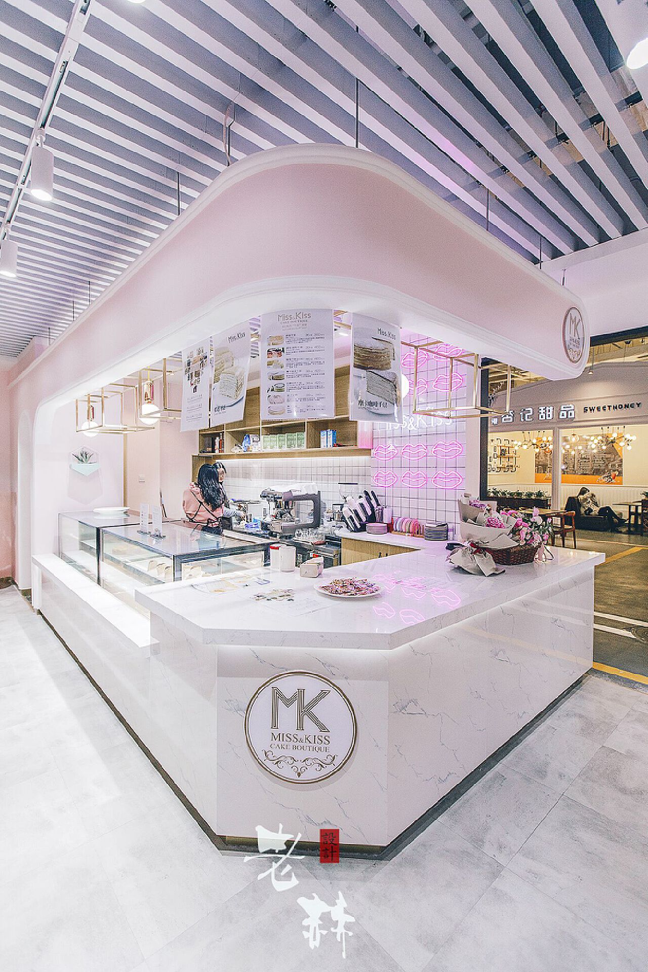 重庆原木风甜品店设计案例分享|蛋糕店装修案例 - 哔哩哔哩