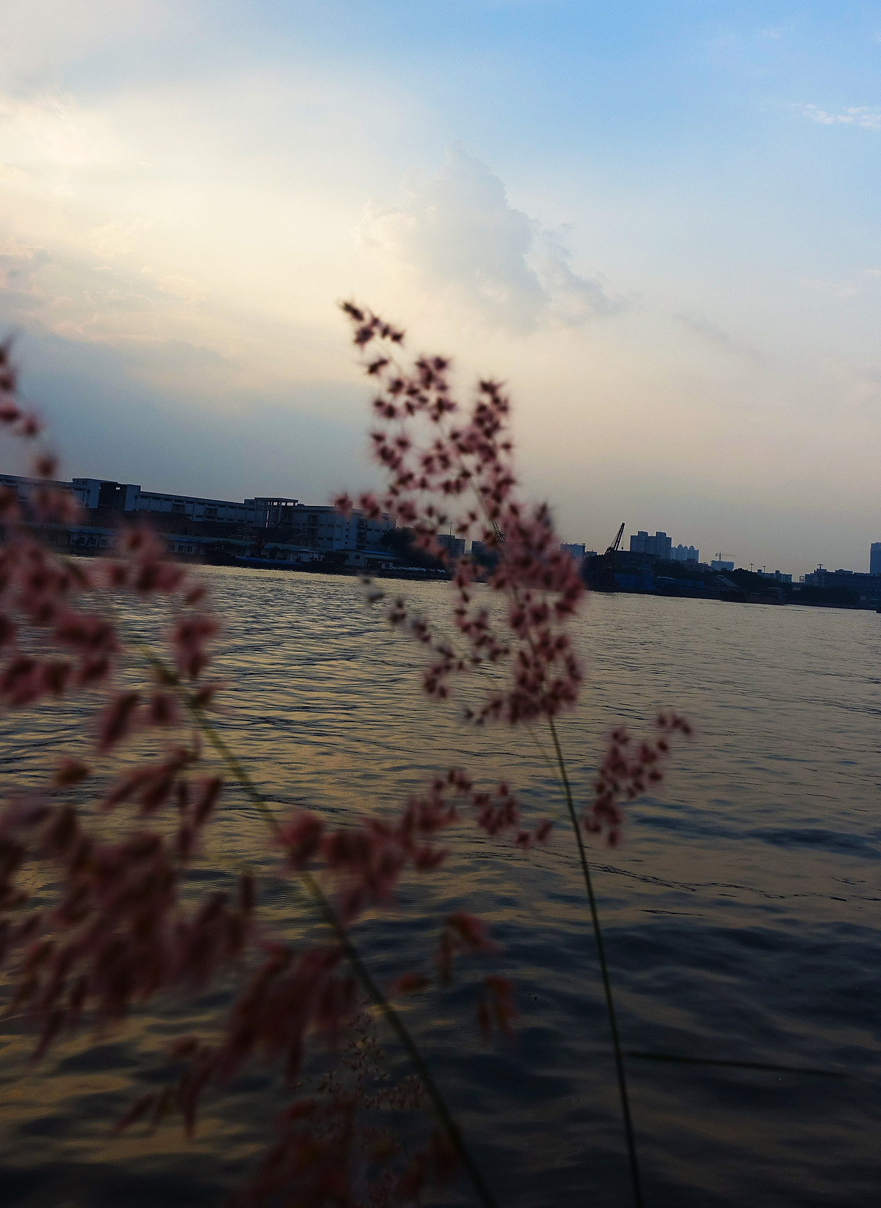 陽(yáng)光 夜晚 風(fēng) 以前（圖ZMTA0NDk1MjM2） - 風(fēng)光攝影 - 站酷設(shè)計(jì)師門泥原創(chuàng)素材 - 站酷ZCOOL