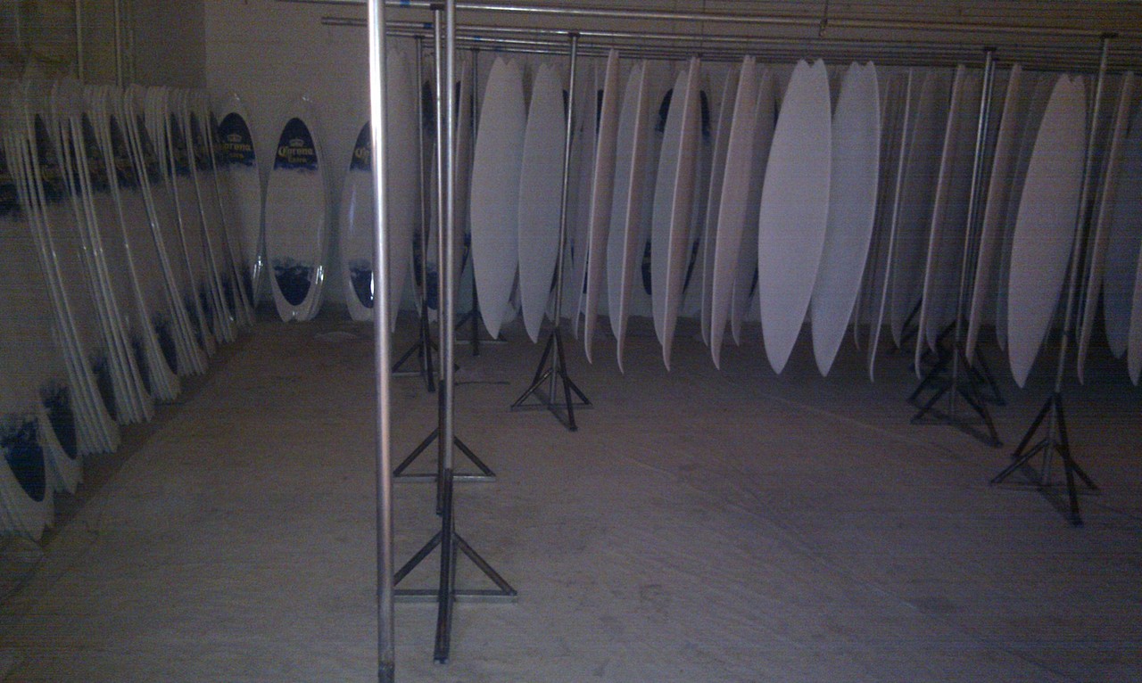 夏季橱窗——浪板道具等展示定制现场