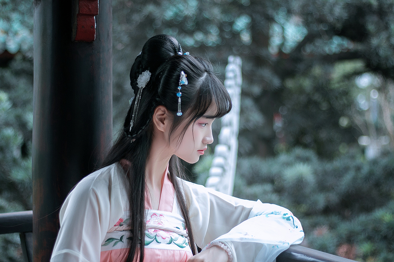 游园惊梦（汉服人像）（图ZNzcyNTU1MTY=） - 人像摄影 - 站酷设计师熊雪雪同学原创素材 - 站酷ZCOOL