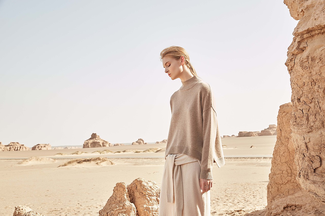 一组唯品会 羊绒衫（图ZMTAzMTQwMjM2） - 时尚/艺术摄影 - 站酷设计师huahua456原创素材 - 站酷ZCOOL