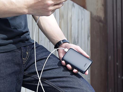 亚马逊 移动电源充电宝 建模渲染