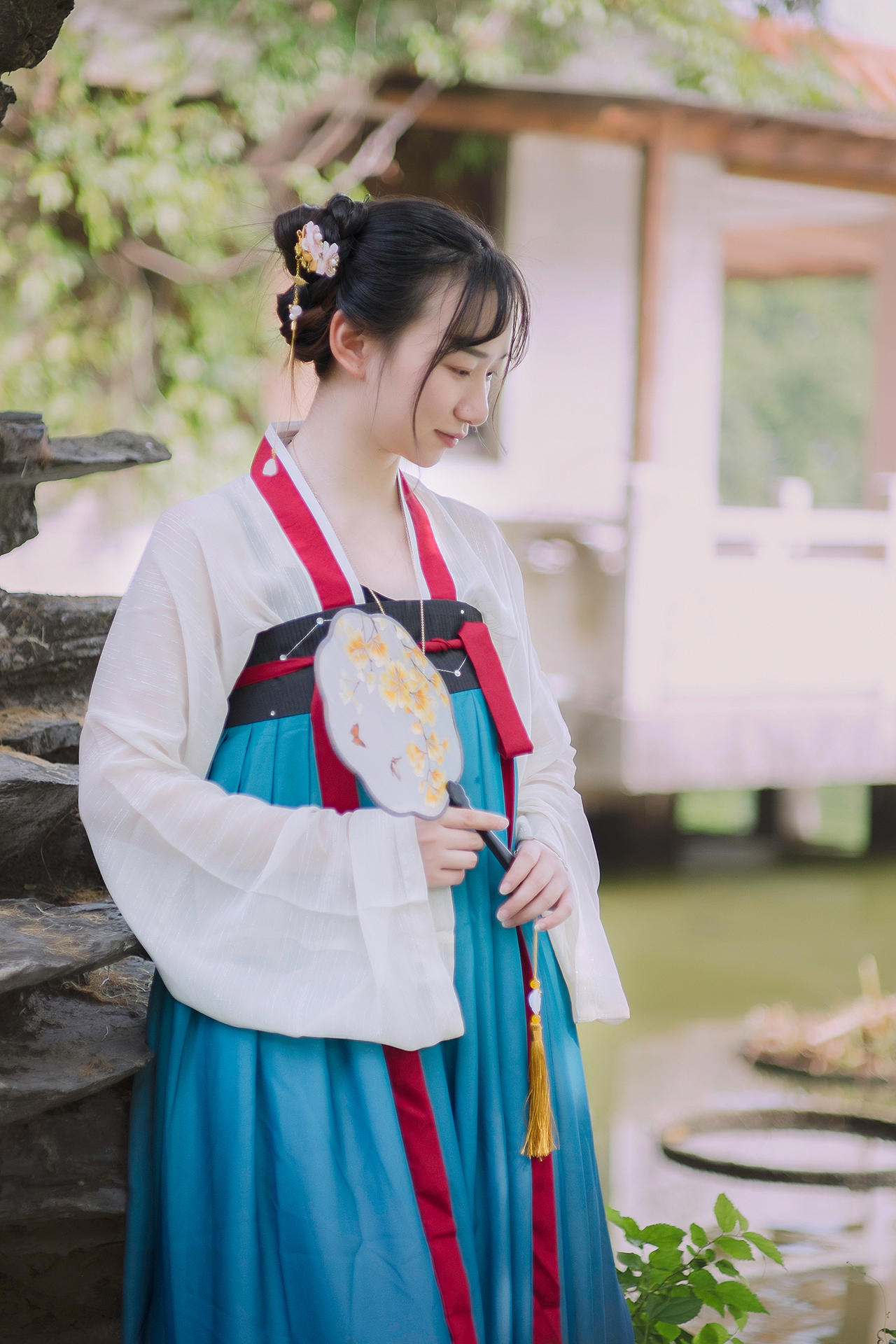 汉服约拍（图ZMTU0MDYxMDg4） - 人像摄影 - 站酷设计师禾摄映画原创素材 - 站酷ZCOOL