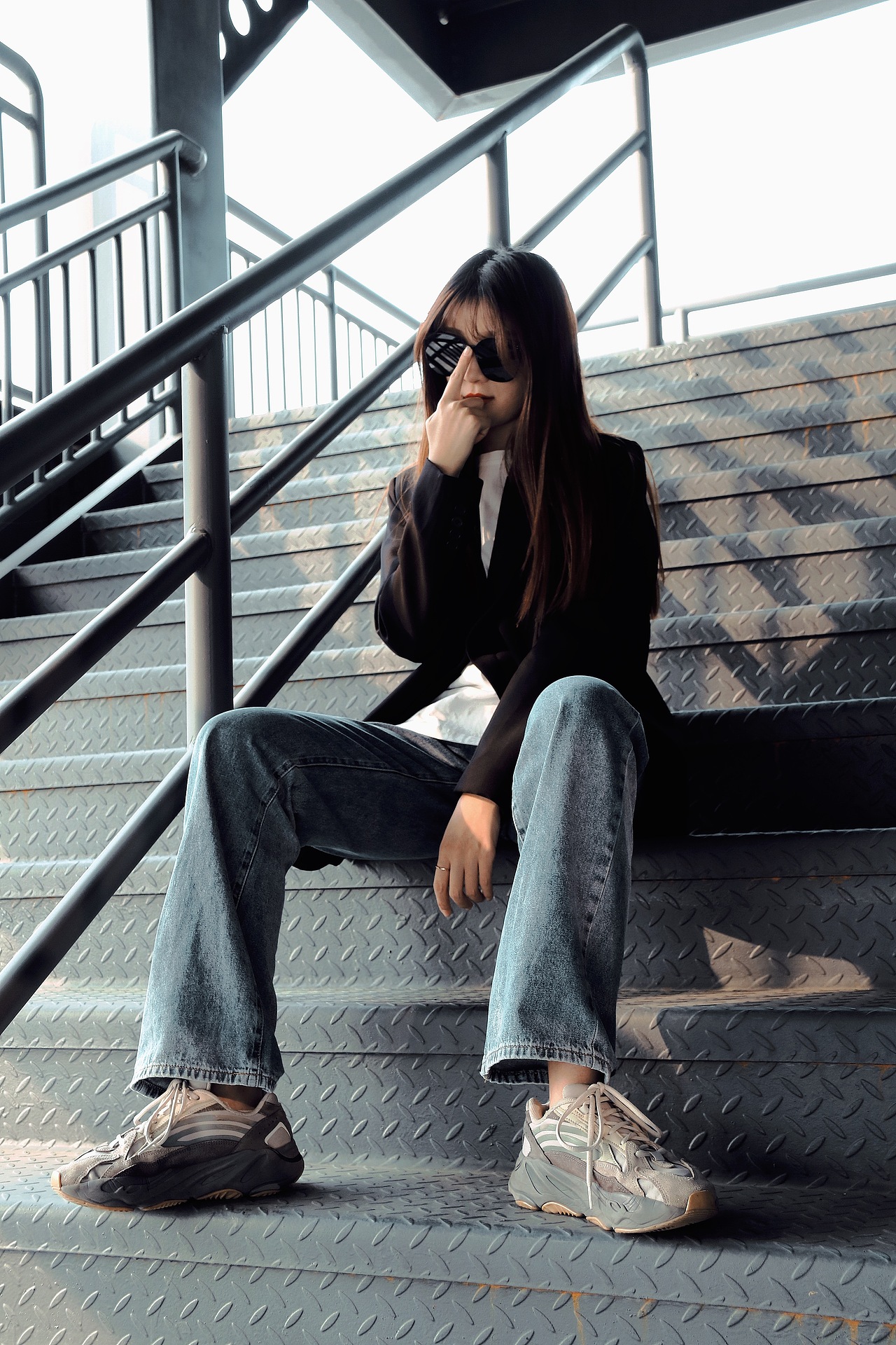 楼梯女孩摄影|摄影|人像摄影|狒狒mayday_原创作品-站酷zcool