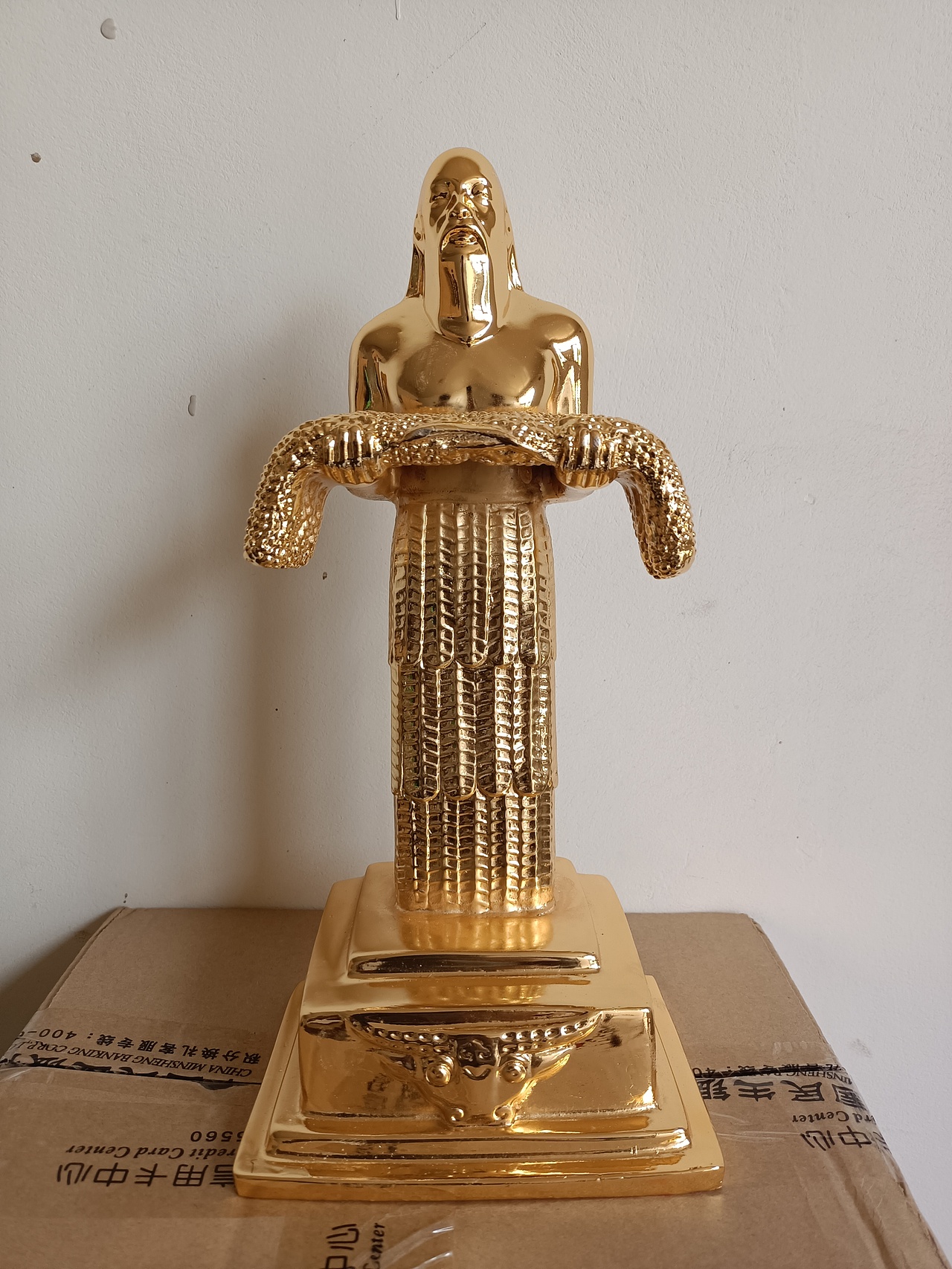 山西长治炎帝像,雕塑家钱绍武先生设计