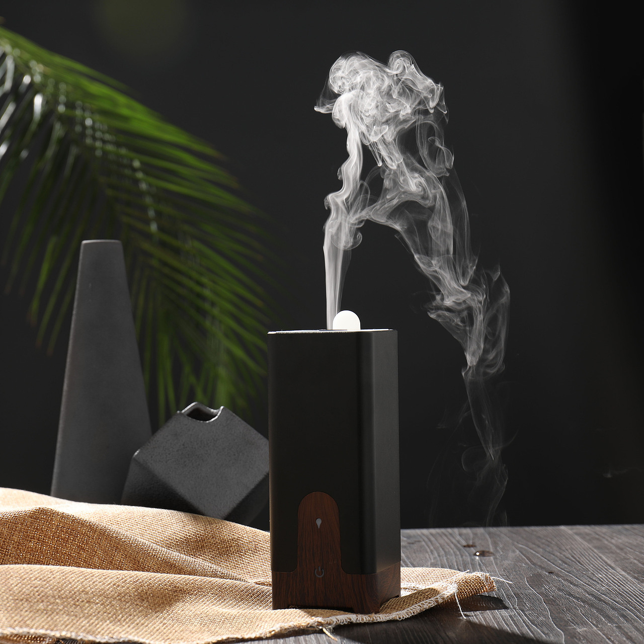 铝合金车载香薰机 加湿器 GX Diffuser（图ZOTIzNjk0NDQ=） - 电子产品 - 站酷设计师黄洪荣原创素材 - 站酷ZCOOL