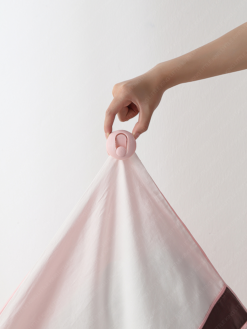 居家日用——被子固定器（图ZMjIzMDcwMzQ4） - 产品摄影 - 站酷设计师汕头好哩视觉原创素材 - 站酷ZCOOL