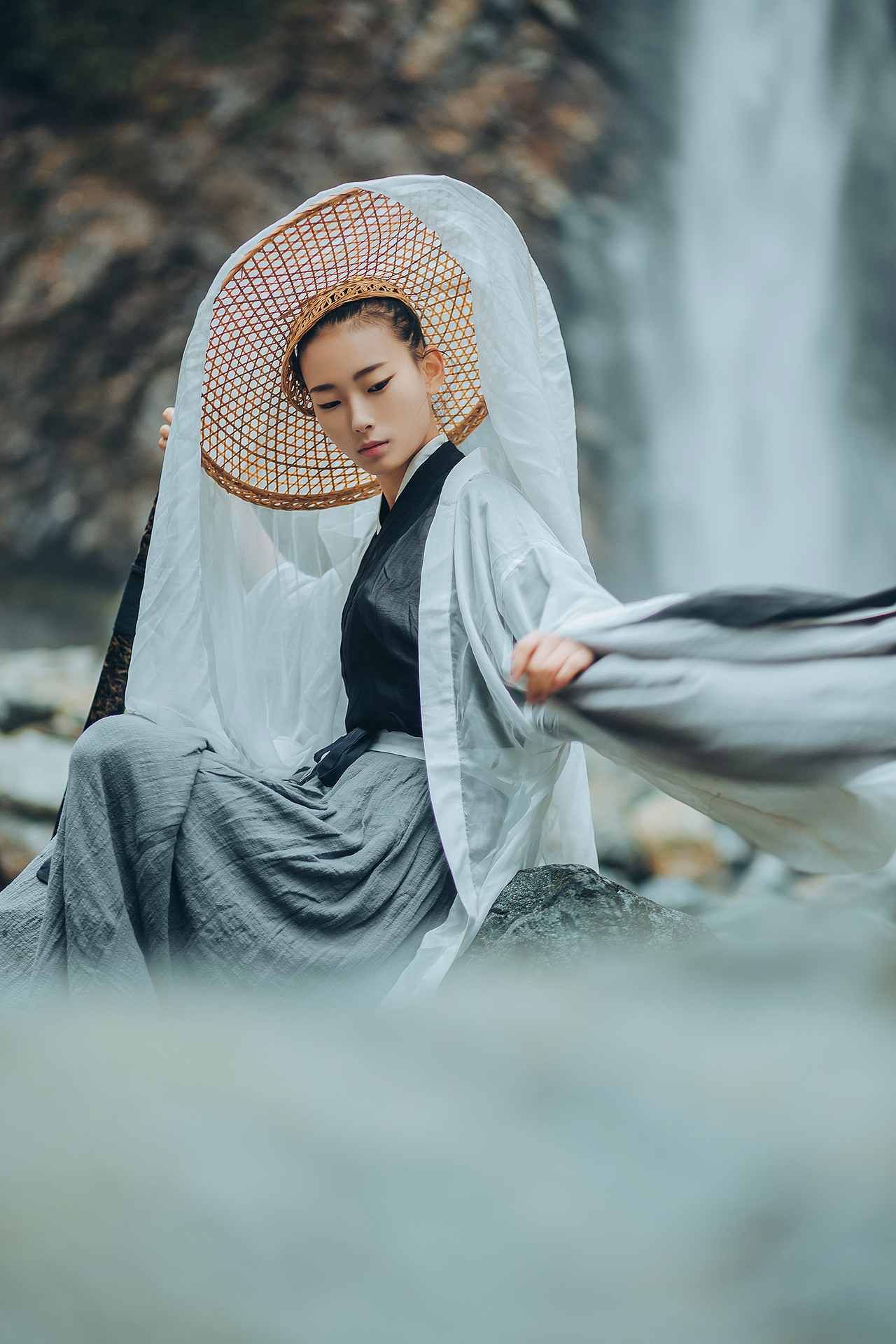 天涯陌路（图ZMTAwNDM4OTMy） - 人像摄影 - 站酷设计师弓长歌原创素材 - 站酷ZCOOL