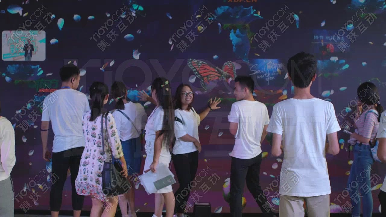 新东方×艺术互动人脸识别抽奖互动历史墙跳跃互动tioyo（图ZMTg2NDI3OTA4） - 电子产品 - 站酷设计师跳跃互动原创素材 - 站酷ZCOOL