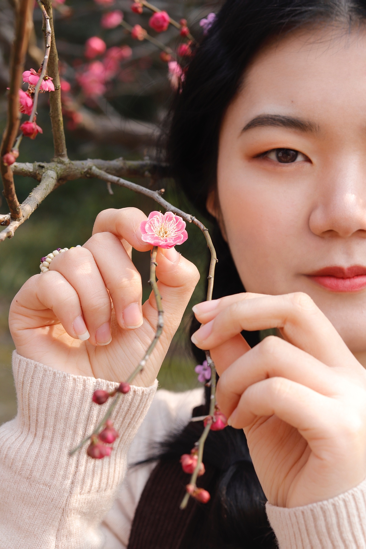 2022｜湘湖春游记（图ZMjk5NzE5MTIw） - 人像摄影 - 站酷设计师夏河马原创素材 - 站酷ZCOOL