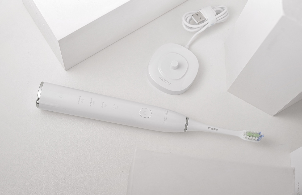 魅族防飞溅声波电动牙刷