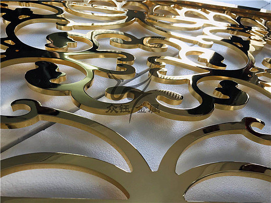 铝艺雕花屏风 奢华K金屏风隔断