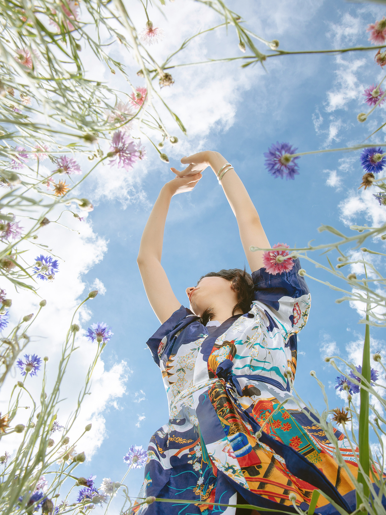 花店不开了，花继续开（图ZMjYwNDM2MDUy） - 人像摄影 - 站酷设计师深小森原创素材 - 站酷ZCOOL