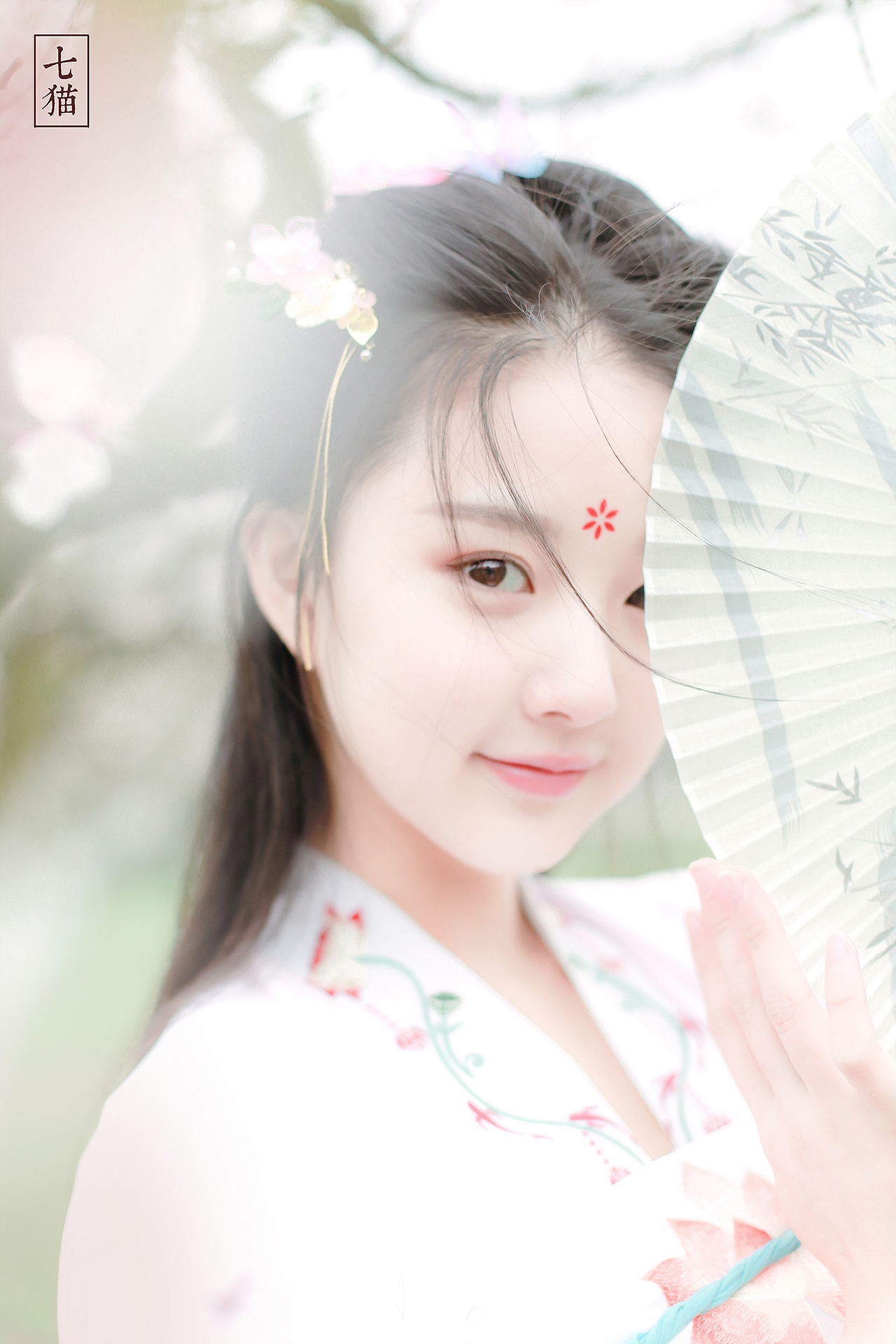 如玉（图ZNzQ1NDE2NjQ=） - 人像摄影 - 站酷设计师七只花猫原创素材 - 站酷ZCOOL