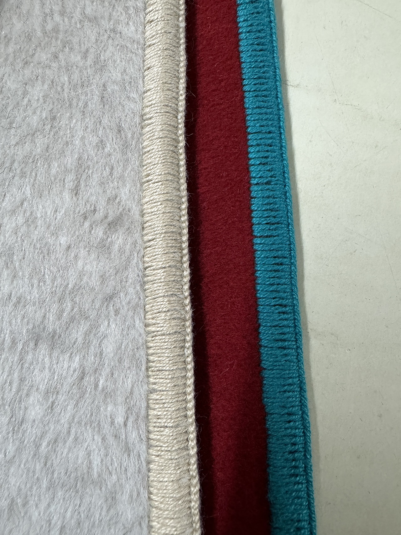 特种缝纫机特种绣花加工之毛线拷边