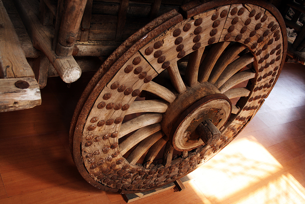 收藏 家乡的天空就是蓝 收藏 传统的木轮车 收藏 东北老板车 收藏