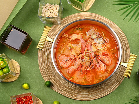 美食拍摄-海南糟粕醋火锅