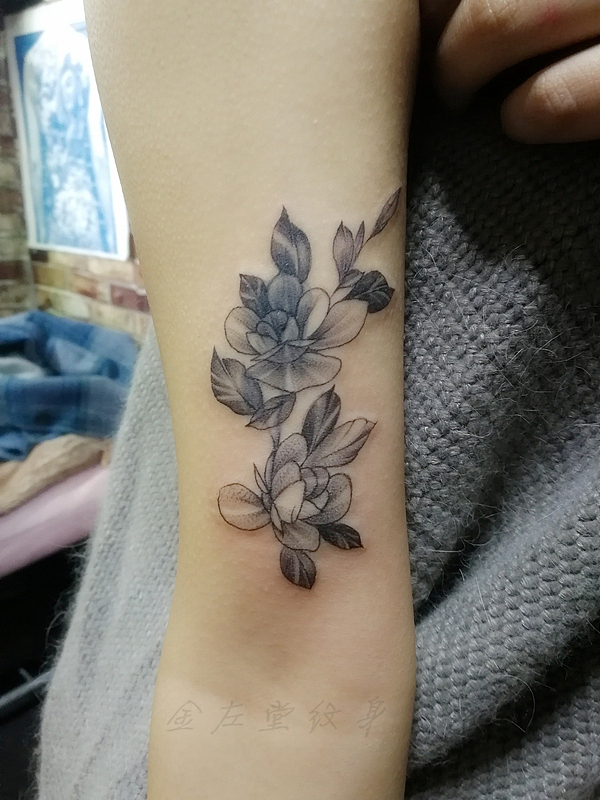素花小清新纹身遮盖疤痕修改金左堂纹身河南安阳tattoo