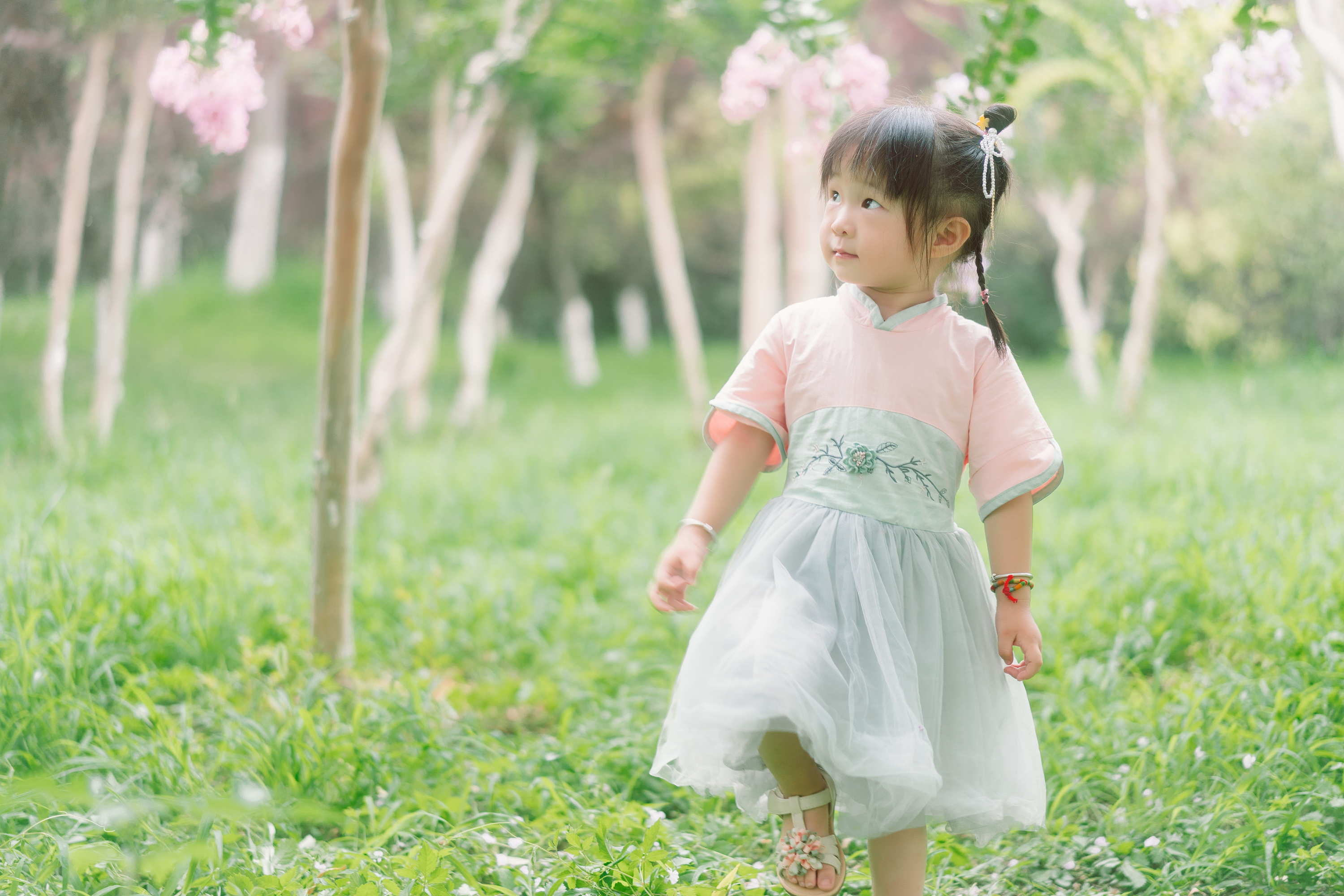 谁家小孩不可爱!