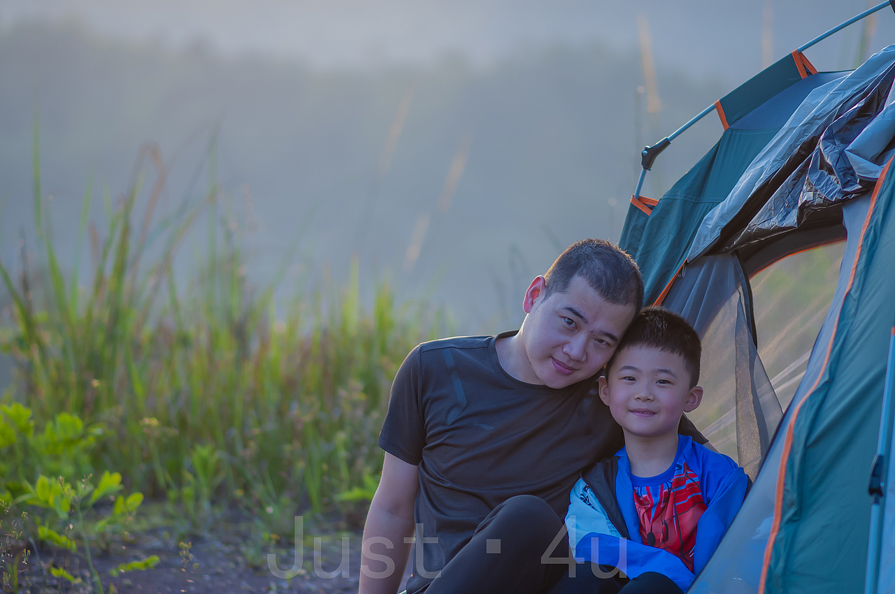 我的儿子只要他开心快乐就好