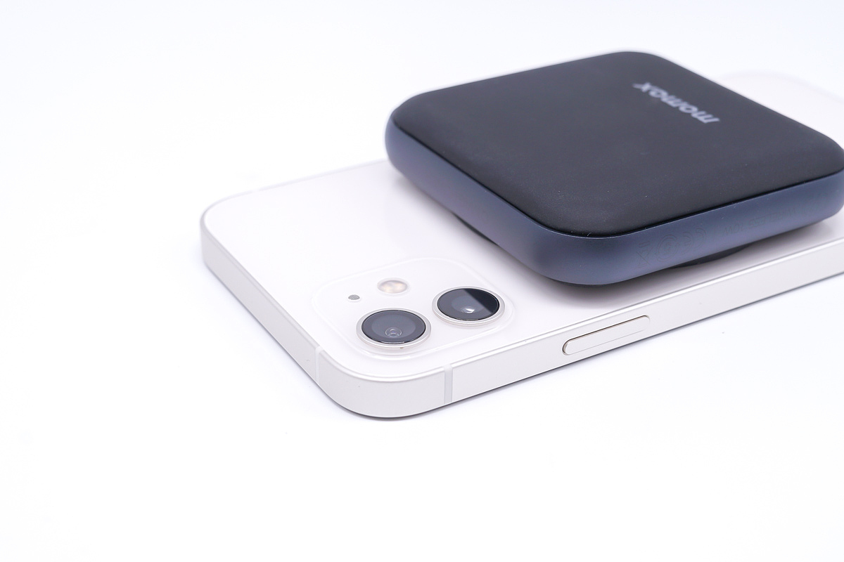 MOMAX MagSafe 磁吸无线充电宝3500mAh 评测