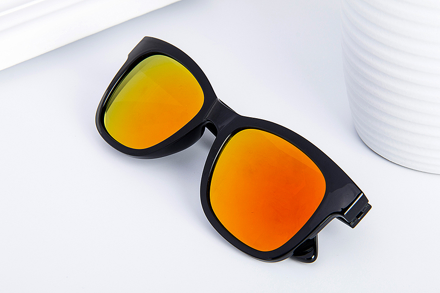 墨镜平拍（图ZMzk0MzAzNDQ=） - 产品摄影 - 站酷设计师arui961原创素材 - 站酷ZCOOL