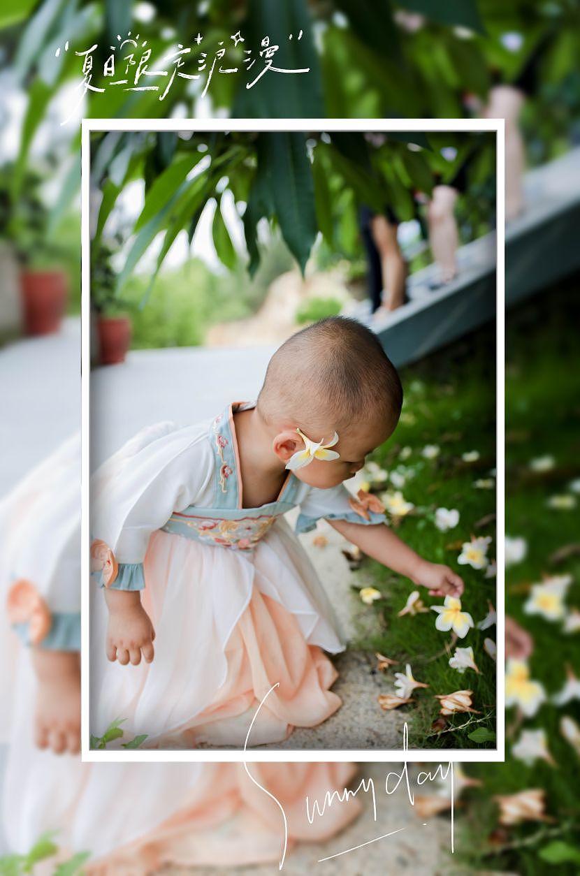 不爱戴帽就爱搞怪的小女孩