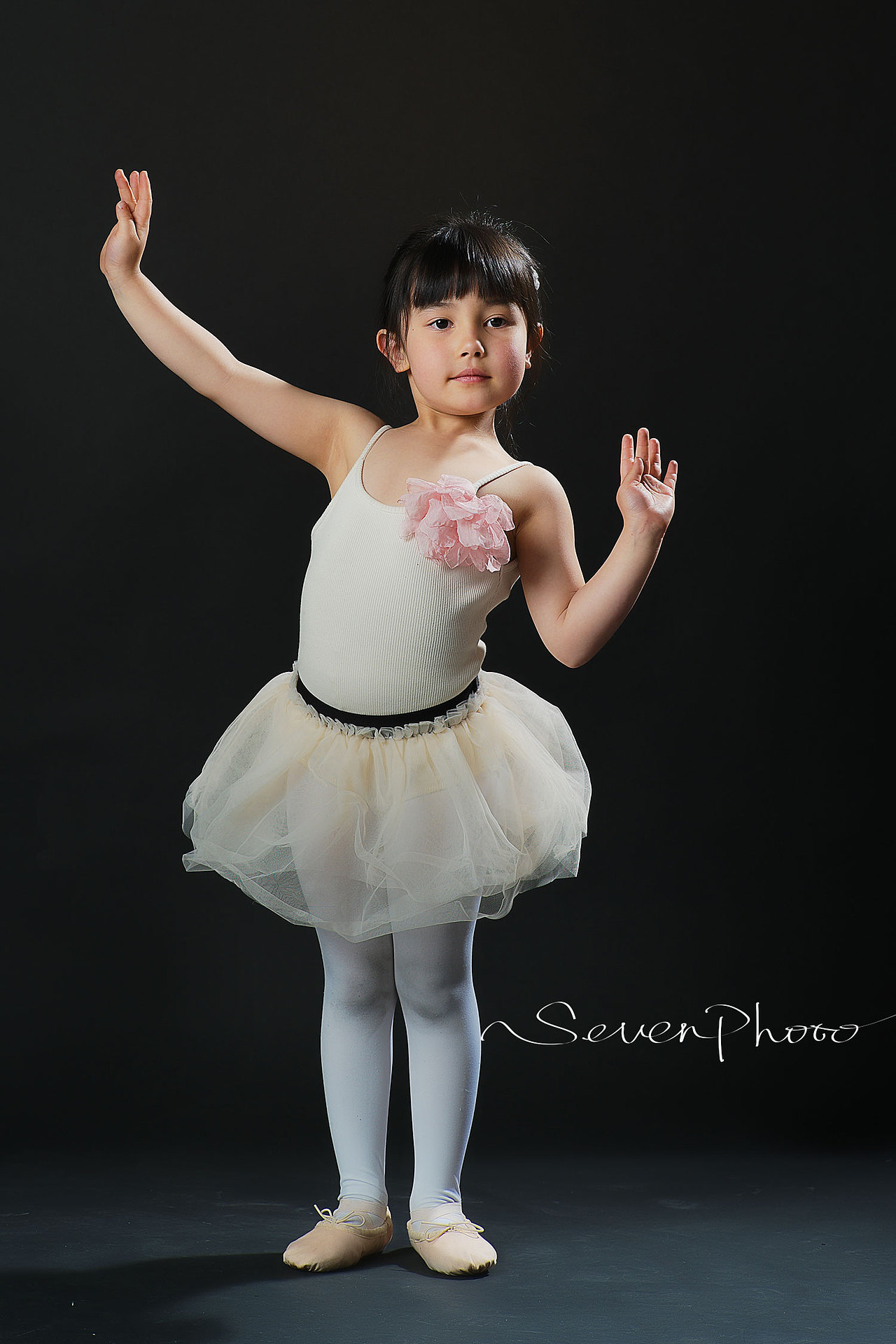 when I was a little girl（图ZMTU2NzExNDI4） - 人像摄影 - 站酷设计师七七小菇凉原创素材 - 站酷ZCOOL