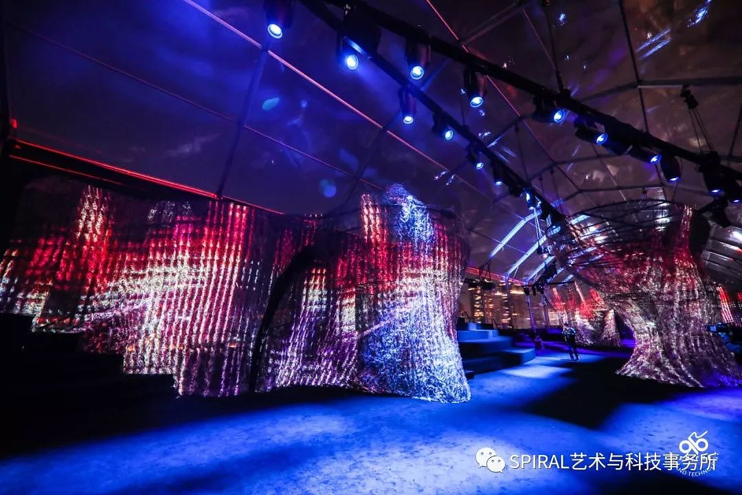 SPIRAL | 上海ERDOS 蔓衍 2019秋冬大秀 视听装置现场