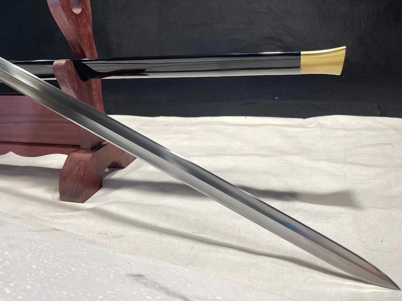 马王堆复古瓦面汉剑自炼钢级别