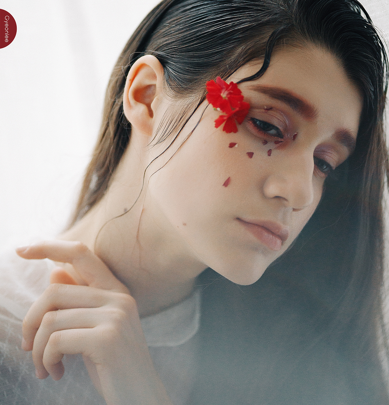 微光（图ZMTA2NjA2OTgw） - 人像摄影 - 站酷设计师gyeonlee原创素材 - 站酷ZCOOL