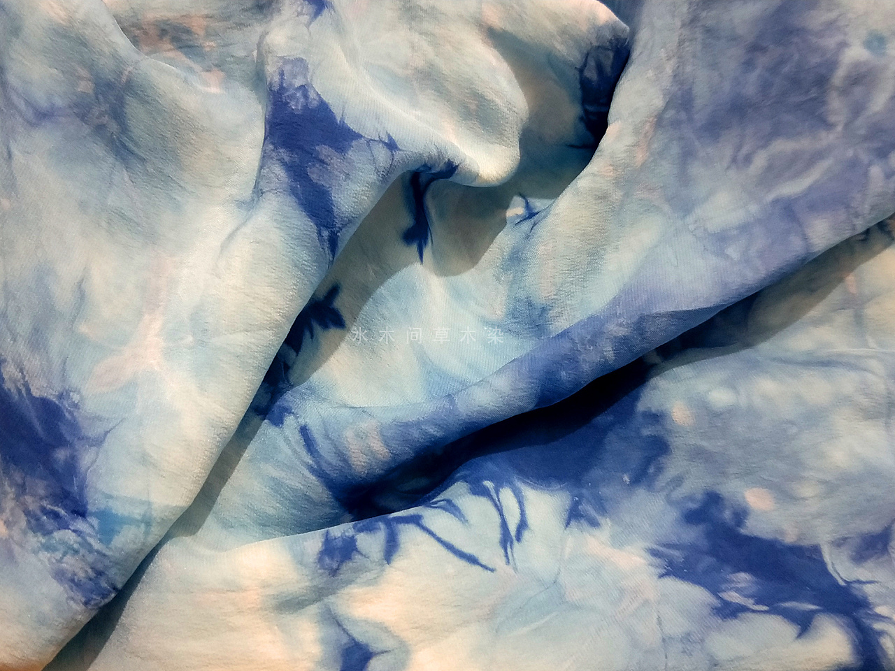水木间植物染蓝染丝巾|手工艺|其他手工艺|水木间 - 原创作品 - 站酷