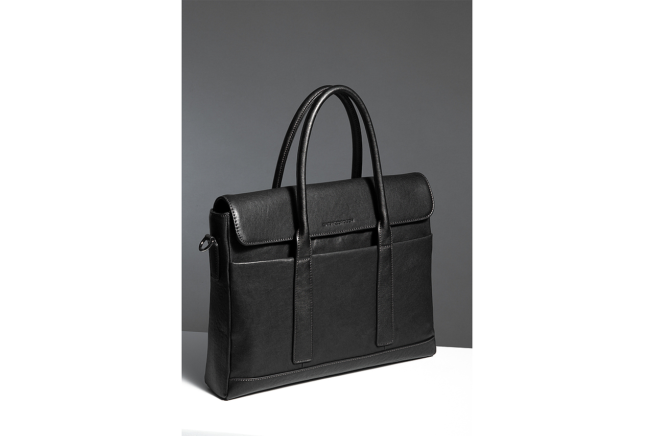 产品拍摄/男包拍摄/近期拍摄组合（图ZMjI1MDUxNjky） - 产品摄影 - 站酷设计师麋鹿迷路摄影原创素材 - 站酷ZCOOL