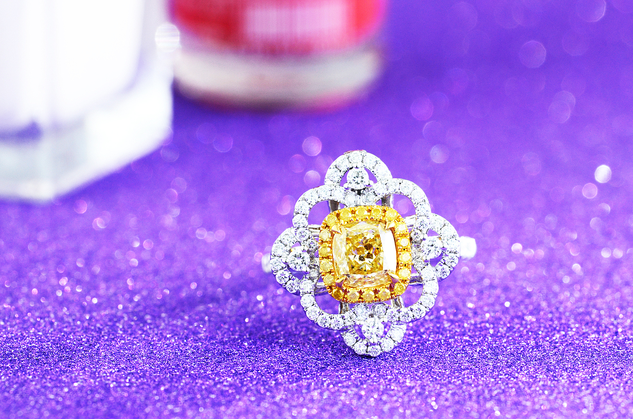 彩钻摄影产品拍摄静物摄影钻戒图片