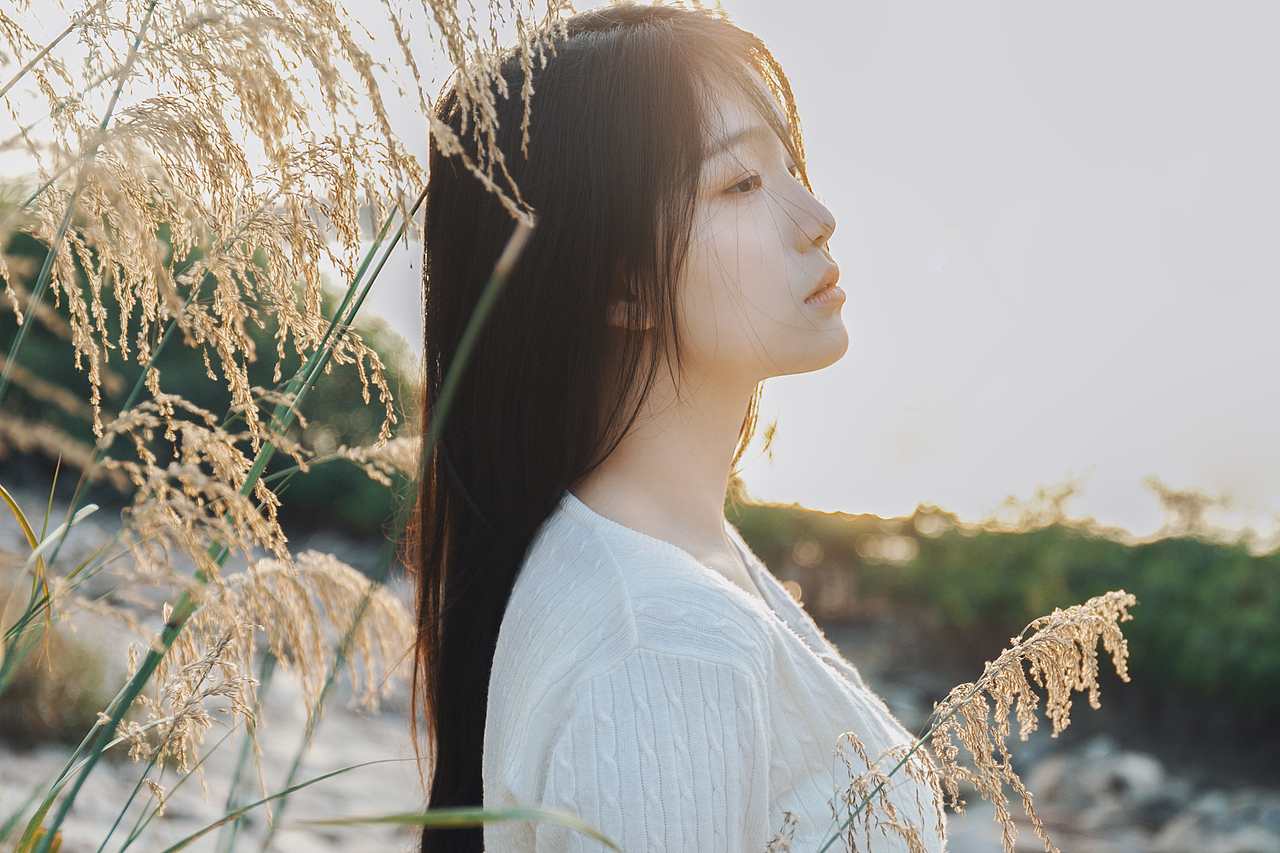 等待一束浅浅的光照亮你「深圳写真约拍」