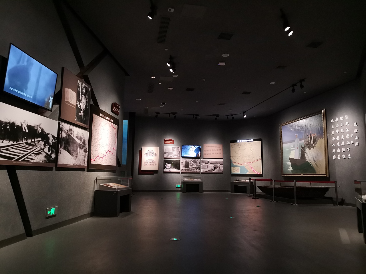 铁道游击队（图ZMjQzMDYzNjAw） - 展陈设计 - 站酷设计师海峰的风原创素材 - 站酷ZCOOL