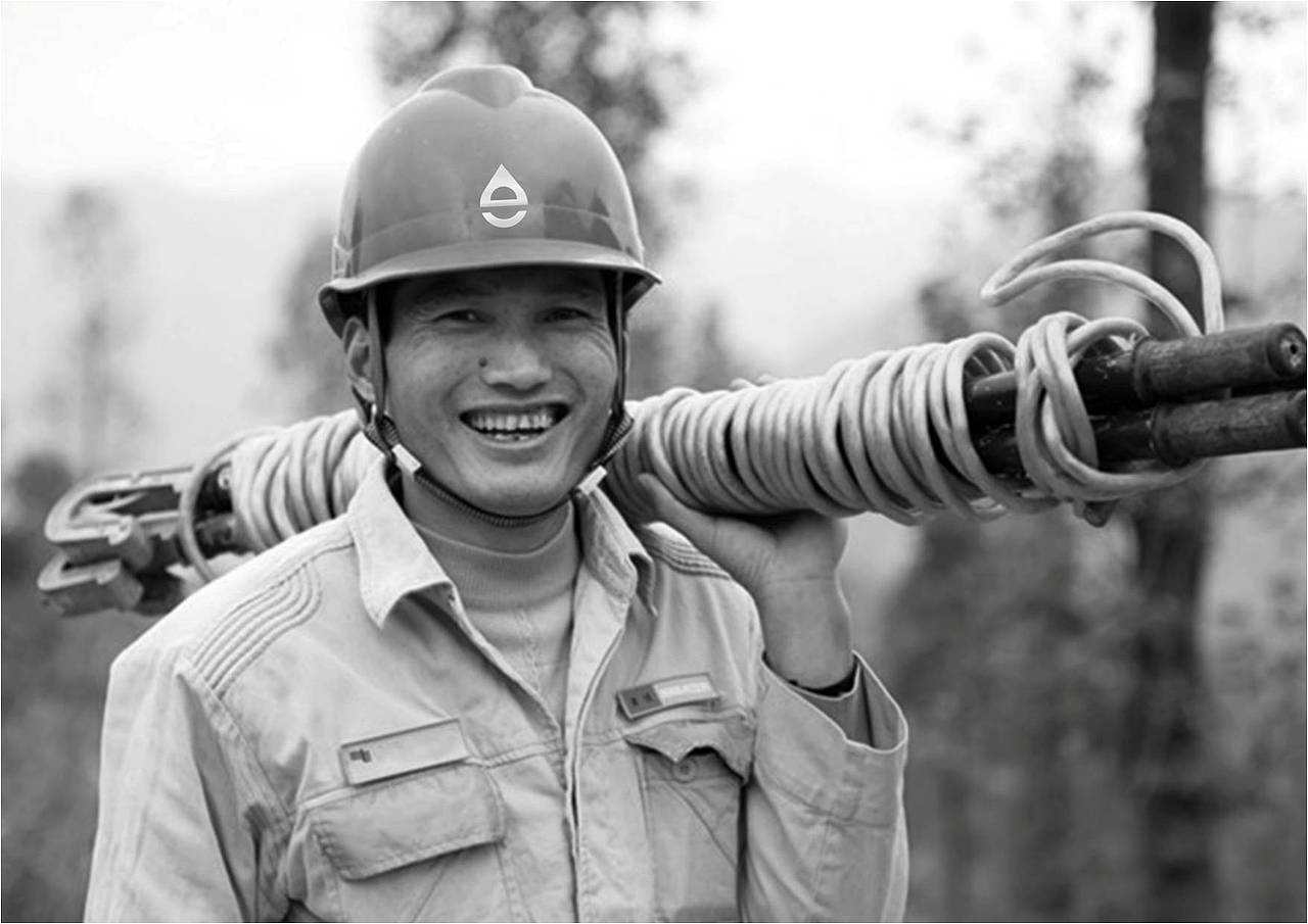 利姿工业品牌形象设计