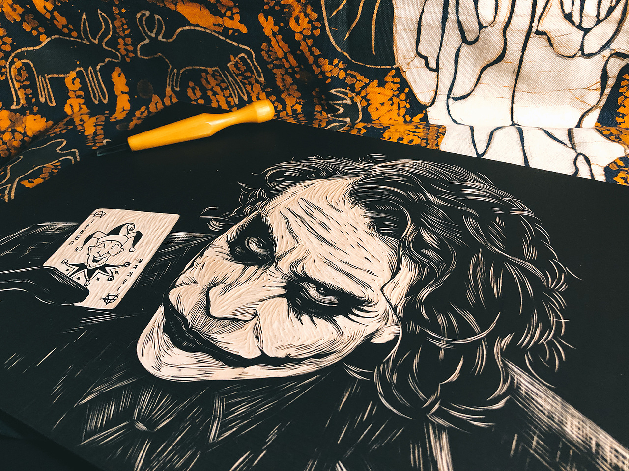 手工雕刻黑白木刻版画【小丑·希斯莱杰】（图ZMjMyODMzMDcy） - 绘画 - 站酷设计师南山晓原创素材 - 站酷ZCOOL