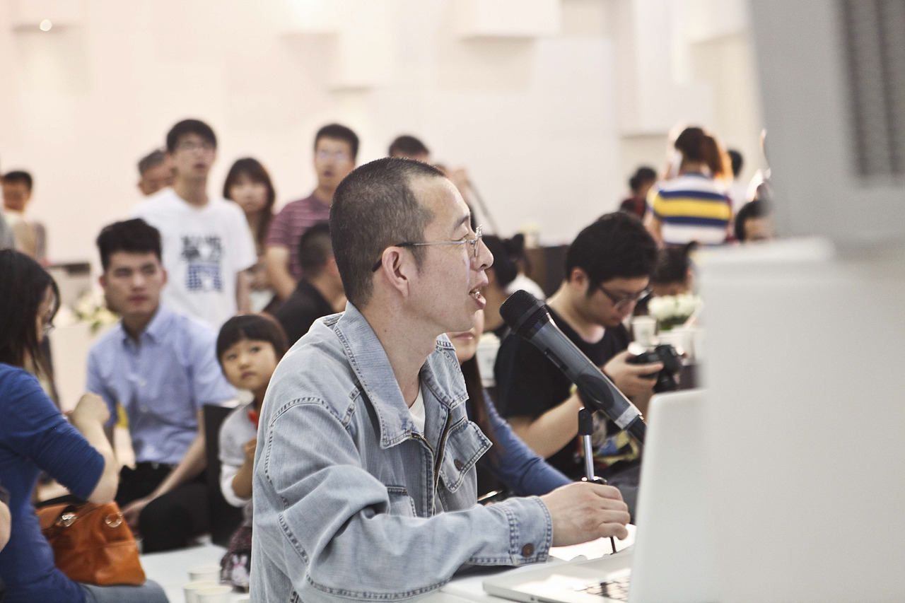 【会议活动跟拍】—— 人居博览会天鸿地产展区